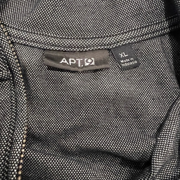 Men’s Quarter Zip Dress Pullover - Picture 2 of 3